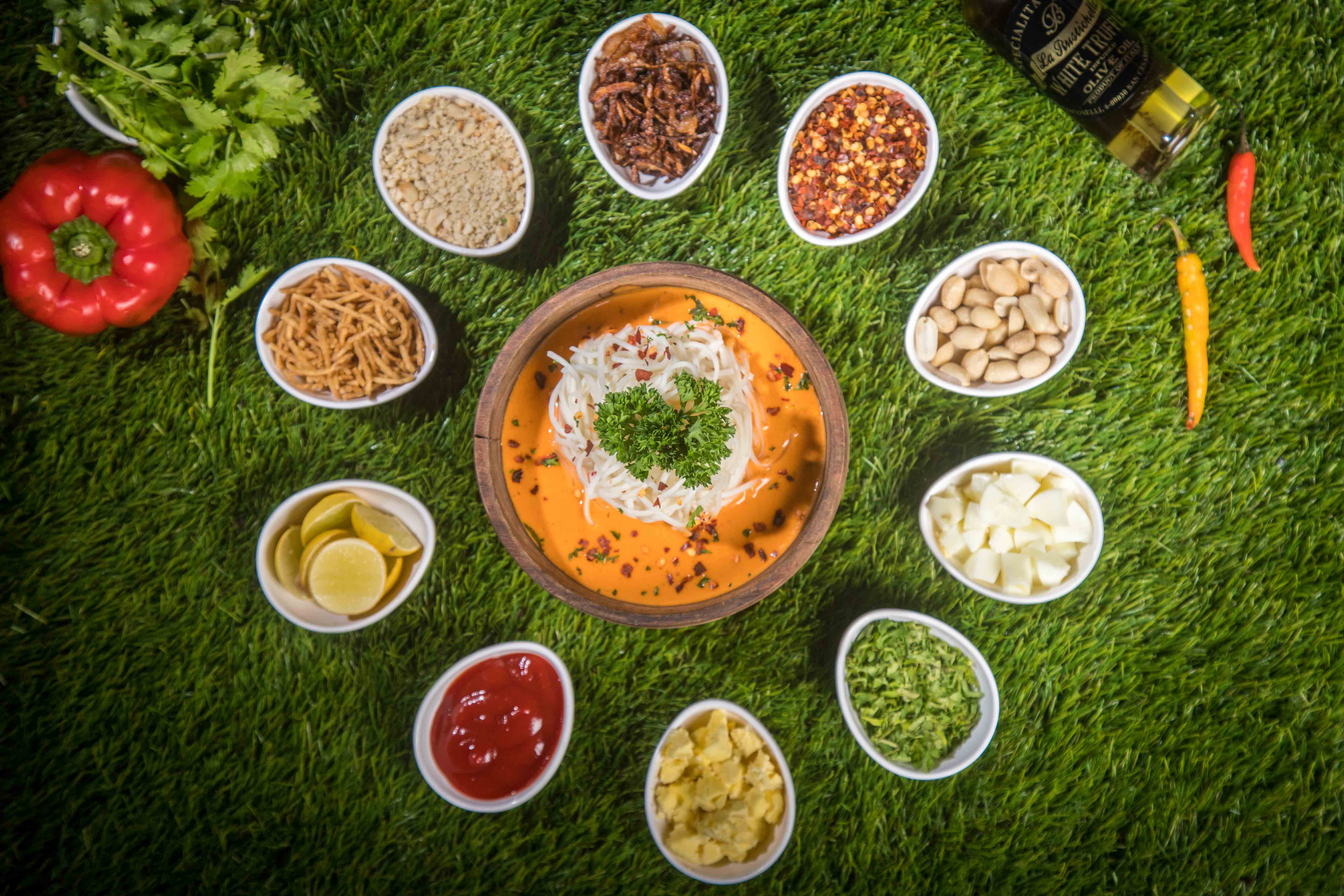 an image of Khao Suey as part of food photography